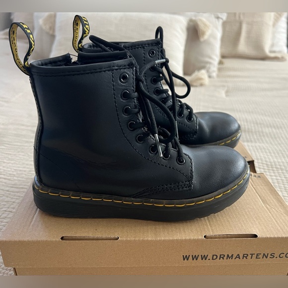 Kids' Dr. Marten’s Zavala Combat Lace Up Boot - Black - Picture 4 of 5